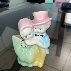 Vintage Shawnee Pottery Planter, Sweet Couple Dancing, 1940's , 5.1/2" X 3 5/8